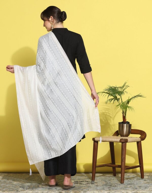 White Cotton Plain Dupatta - Image 6