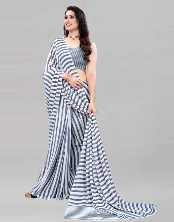 Grey Printed Saree - Image 4