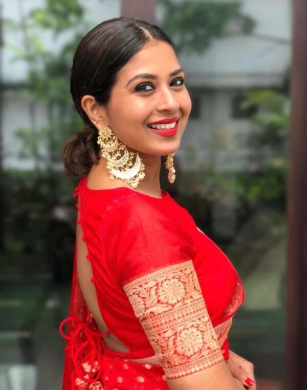 Red Banarasi Silk Saree - Image 3